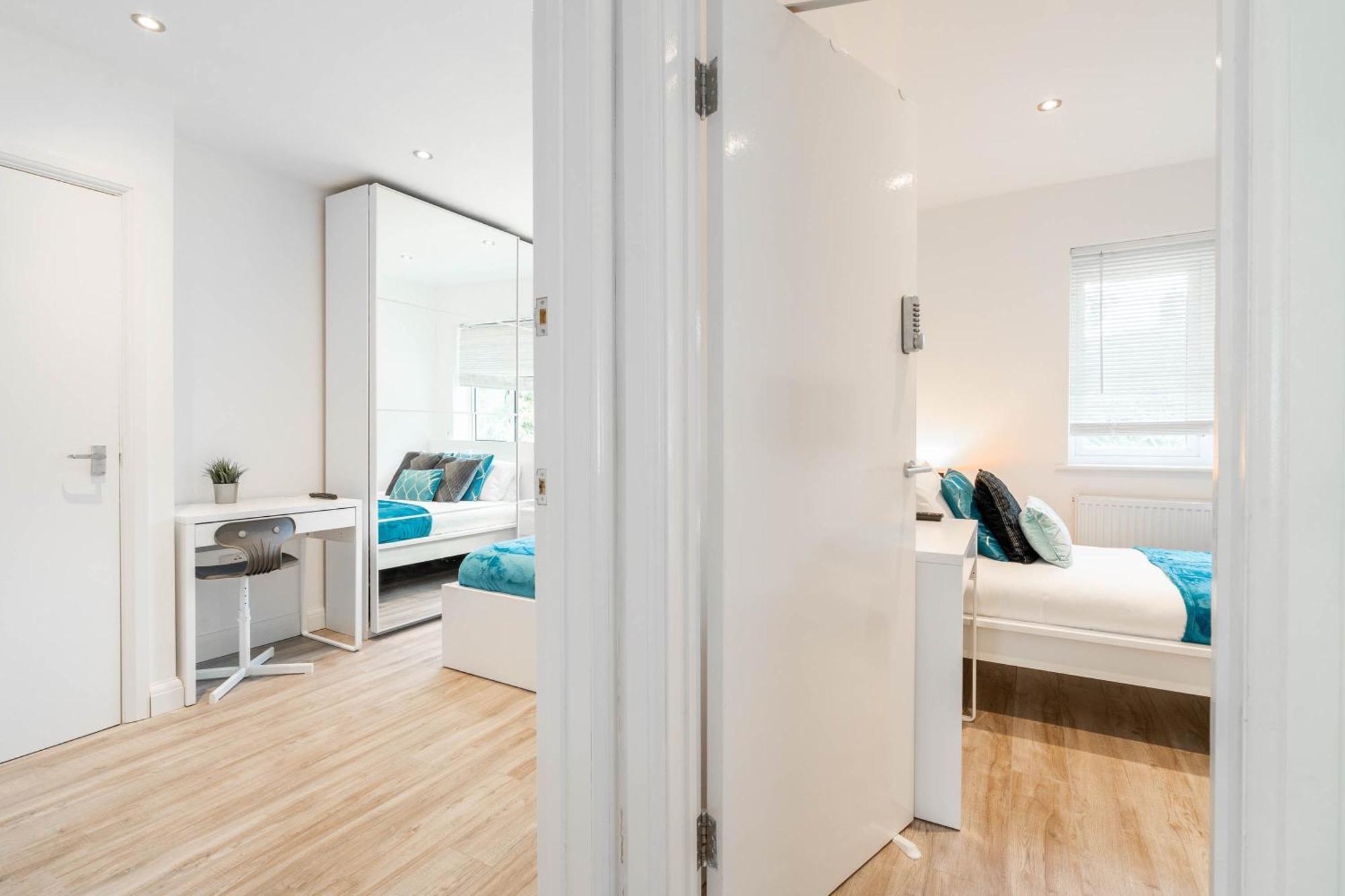 ברמינגהאם 4 Bedroom House - Parking & Garden - Smart Tvs - Netflix - Wifi - Top Rated - 22Cg מראה חיצוני תמונה
